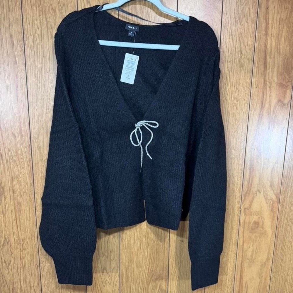 Torrid deep black long sleeve shrug with‎ bow detail Size 3XL NWT